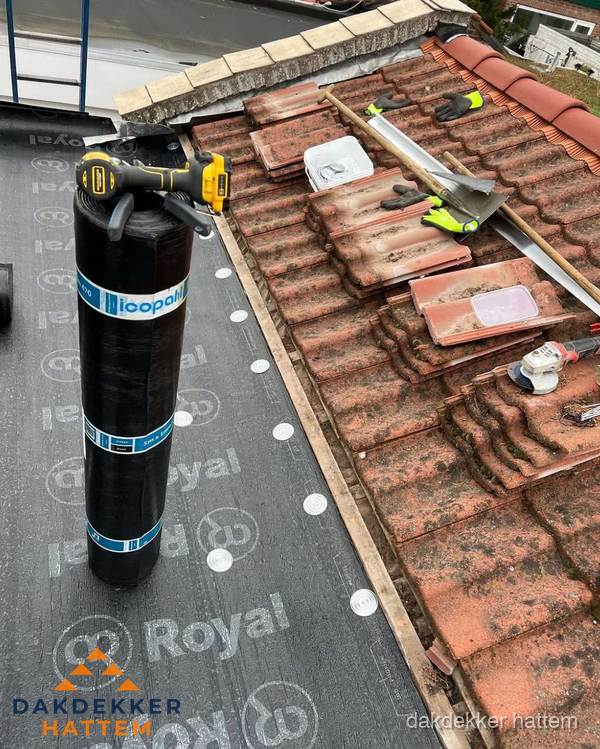 Dakschade herstel: pannendak renovatie in Hattem