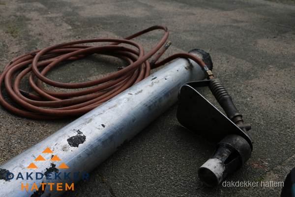 Dakdekker gasbrander en gereedschap voor spoedklus in Hattem Dakdekker gasbrander en gereedschap voor spoedklus in Hattem