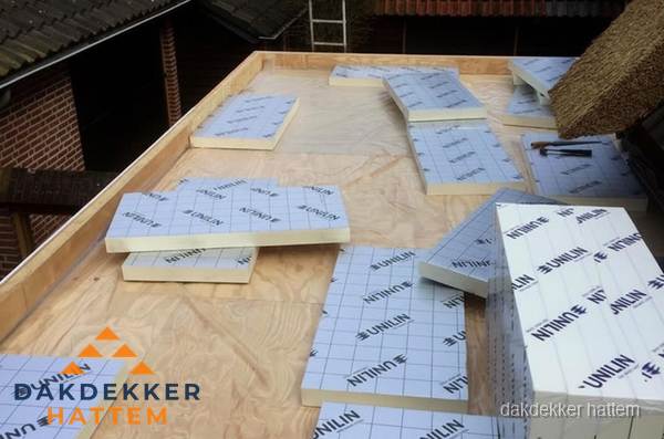 PIR isolatieplaten leggen op plat dak in Hattem PIR isolatieplaten leggen op plat dak in Hattem
